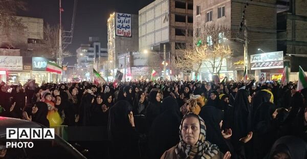 هجدهمین تجمع خون‌خواهی مردم فردیس از رهبر شهیدشان 