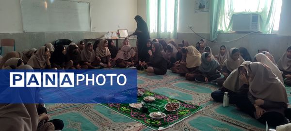 برگزاری مراسم سه‌شنبه‌های مهدوی در مدرسه فروغ رضوان