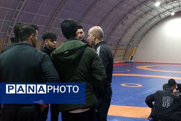 برگزاری مسابقات شطرنج دانش‌آموزی در بهارستان ۲