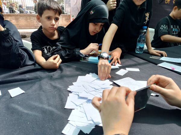 موکب «هم‌قدم تا حرم»؛ میعادگاه خادمان دانش‌آموز
