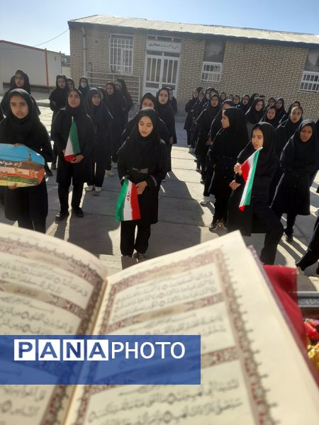 مدارس شهرستان صالح آباد عزادار سید مقاومت