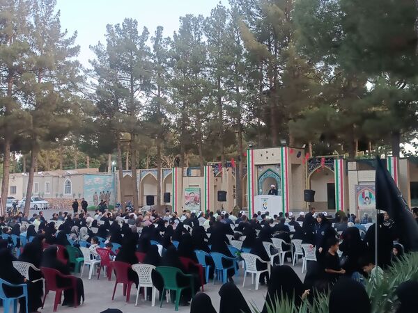اولین سالگرد شهید محرم هادی میرآبادی بر سر مزارش برگزار شد  