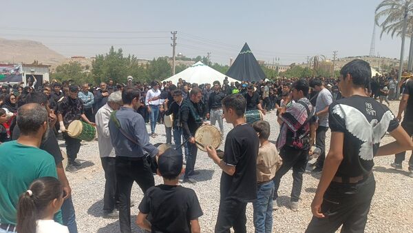 مراسم خیمه سوزان در شهر طاقانک
