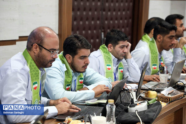 اولین دوره آموزش تکمیلی تربیت مدرس پیرامید و نظم گروهی
