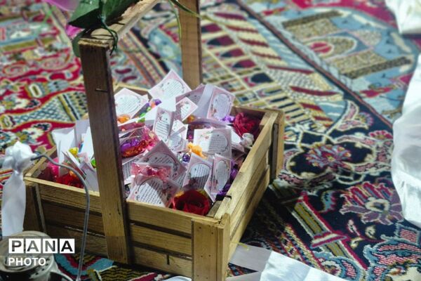 اجتماع باشکوه مردمی برای بدرقه دو زوج جوان به خانه بخت