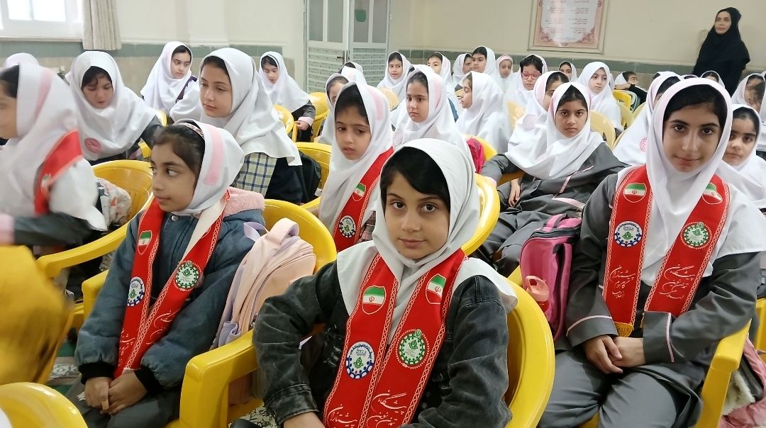 مراسم باشکوه آغاز سال تحصیلی در دبستان دخترانه عصمت