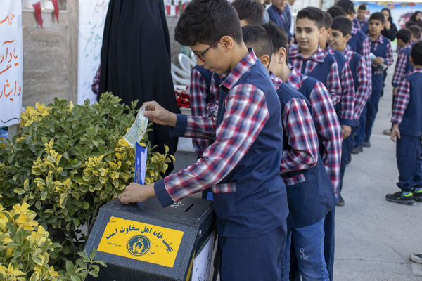 برگزاری آیین نمادین «جشن عاطفه‌ها» در مدارس شهرستان محلات