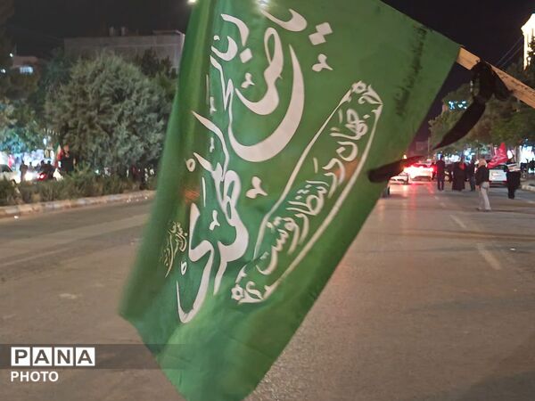 میدان در شب صد و سی میزبان دلدادگان وطن