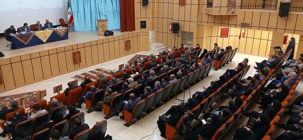 نشست شورای اداری استان چهارمحال و بختیاری با حضور وزیر آموزش و پرورش 