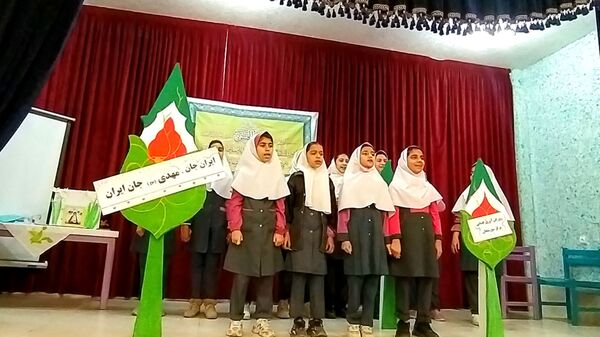 کانون پر از نور، لبخند و شادی در لاران