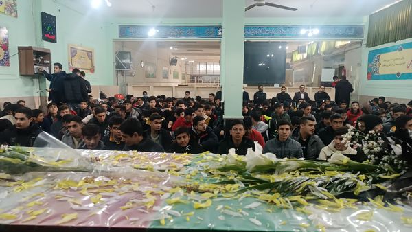 مراسم استقبال از شهید گمنام در دبیرستان شاهد ابوذر غفاری نیشابور 