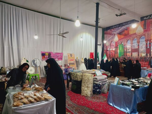 نمایشگاه مد و لباس اسلامی ایرانی یاس واره در خلیل آباد