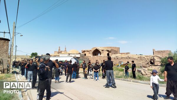 مراسم عزاداری در روز عاشورا همراه با حضور پر شور مردم روستای شوریاب
