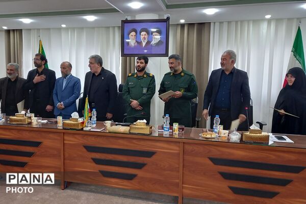 جلسه هم اندیشی با مدیران مدارس چهاردانگه
