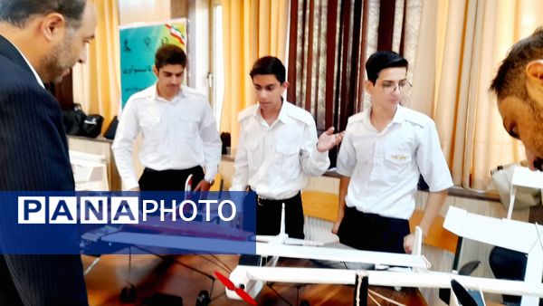 برگزاری اولین نمایشگاه استانی صنایع هوایی در پژوهش‌سرای خوارزمی ناحیه 3 کرج