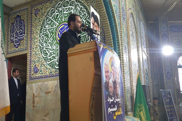 اقامه آخرین نماز جمعه ماه مبارک رمضان با حضور چشمگیر مردم یاسوج