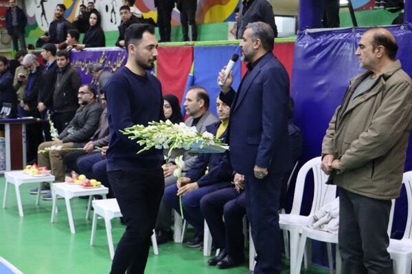 مراسم یادبود مربی بین‌المللی والیبال در سالن سوم خرداد ناحیه دو شهرری 