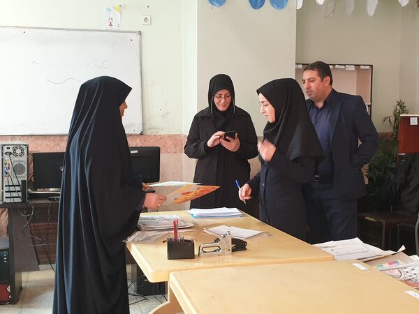 گردآوری آثار جشنواره فرهنگی هنری فردا و پرسش مهر در کانون فرهنگی تربیتی قدس