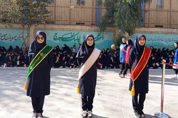 افتتاحیه برنامه «مهارت آموزی ورزشی» در دبیرستان راضیه شکرایی ناحیه دو شهرری