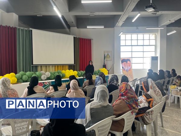 جلسه اولیا و مربیان پایه سوم در دبستان شهید تندگویان