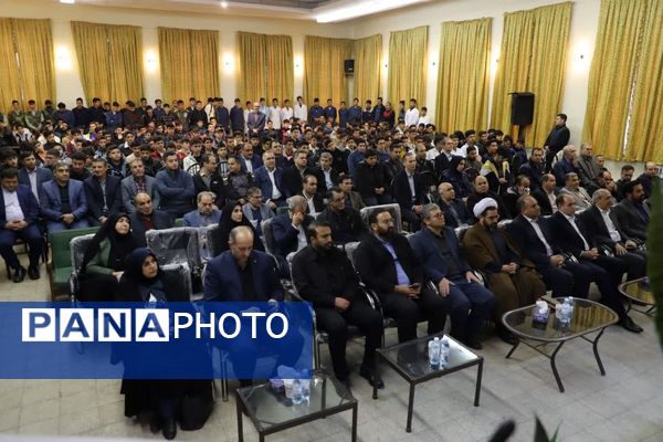 حضور وزیر کشاورزی در مراسم صبحگاهی هنرستان کشاورزی تبریز