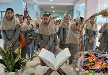 جشن جوانه‌ها در دبیرستان دخترانه ارمغان