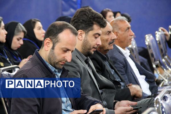 توزیع هزار بسته معیشتی به همت خیرین و خیریه عطر یاس نبوی