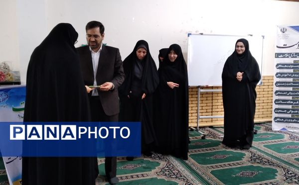 مراسم اختتامیه هفته سلامت در دبستان شهید جواهری