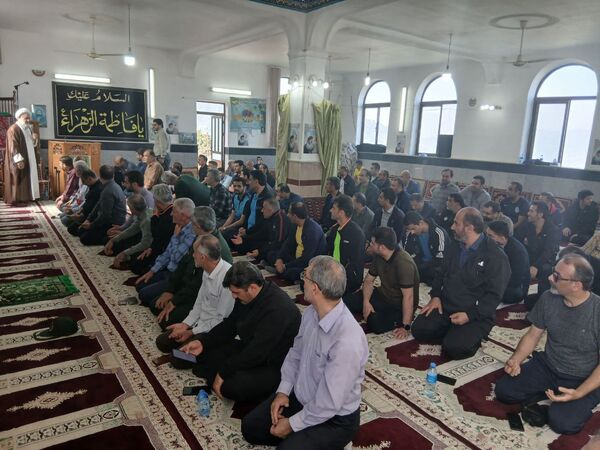 همایش کوهپیمایی کارکنان آموزش و پرورش گیلان 