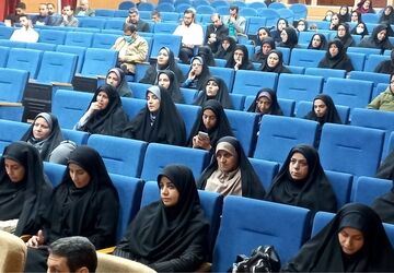 کارگاه مهارت افزایی و ترویج نماز در قرچک