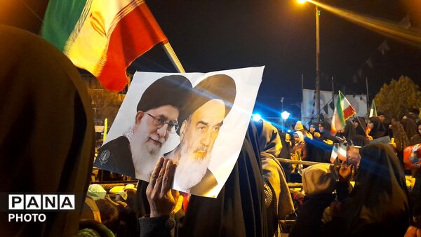 سوزاندن  نمادهای خصومت در چهارشنبه سوری نورآباد