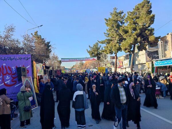 قاب پانا میزبان ساعات اولیه جشن بزرگ خیابانی در نیشابور 
