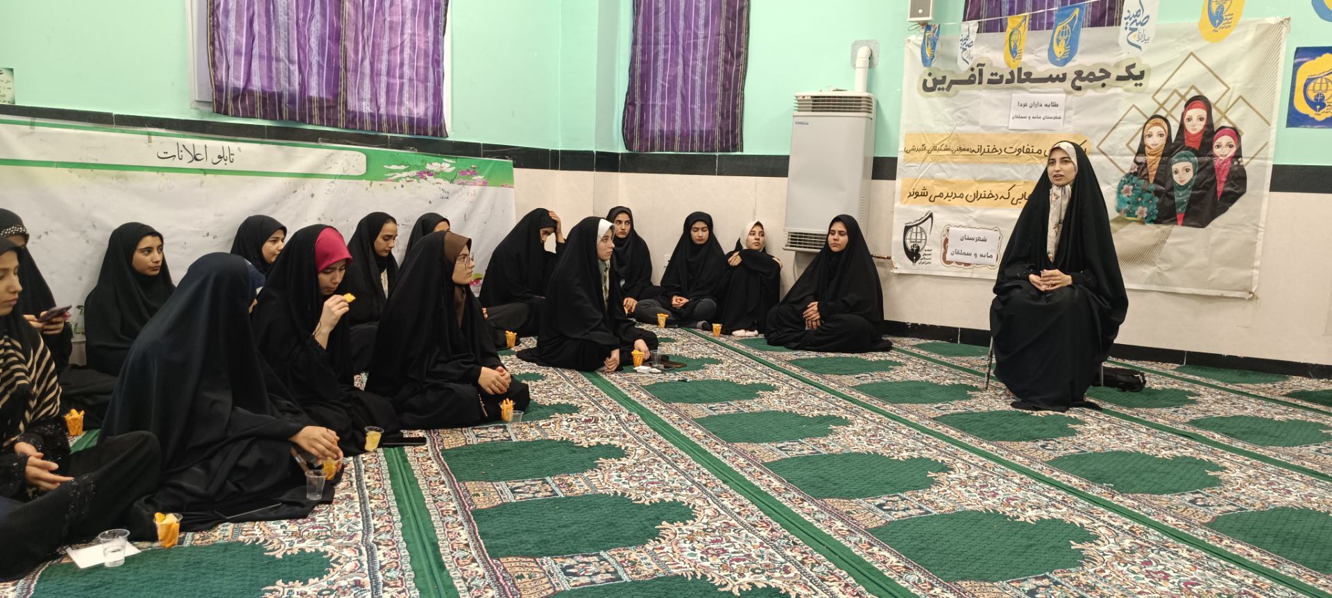 برگزاری برنامه فرهنگی-دینی «طلایه‌داران» در مدرسه نجابت شهرستان سملقان