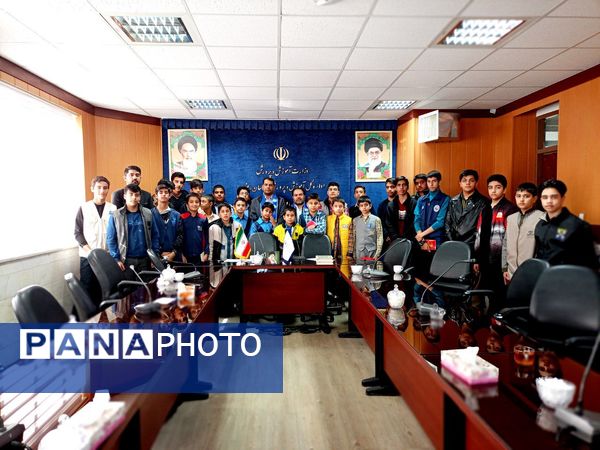 نشست خبرنگاران پانای کاشمر‌‌ با معاون پرورشی و تربیت‌بدنی و رابط پانای کاشمر