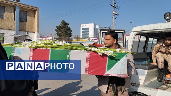 وداع با پیکر شهید گمنام در دبیرستان شهید عباسی یک مشهد