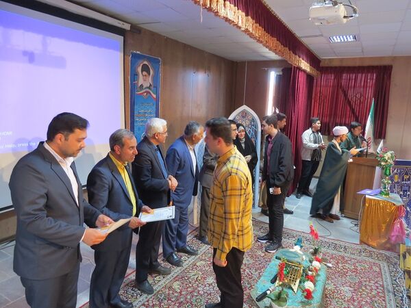 برگزاری مسابقات استانی قرآن و عترت دانش‌آموزی در بجنورد