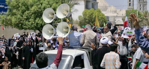 راهپیمایی خشم و نصر در بندرعباس