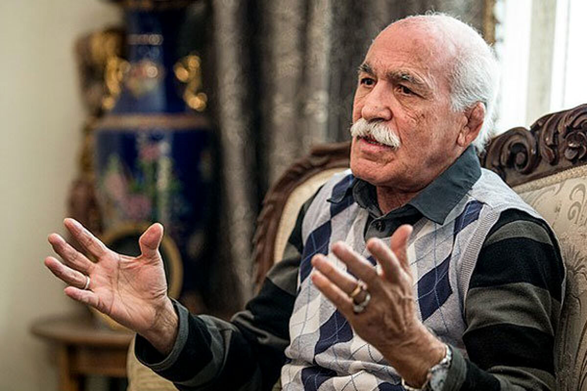 دنیا اونس ملت ایران با رهبر شهیدش را نظاره‌گر است