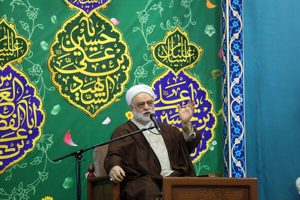 مراسم جشن شب میلاد امام زین العابدین(ع) در حرم حضرت معصومه(س)