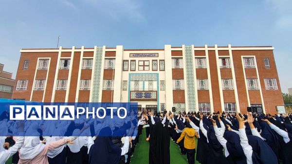 آیین افتتاح همزمان دبستان و کلنگ‌زنی سالن مطالعه مجموعه امام حسین(ع) در مشهد