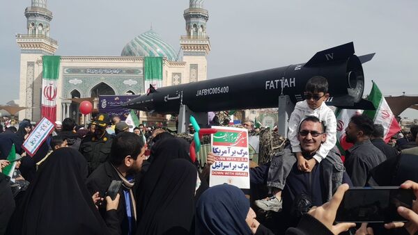 جلوه هایی از راهپیمایی جشن پیروزی انقلاب در شهر قم