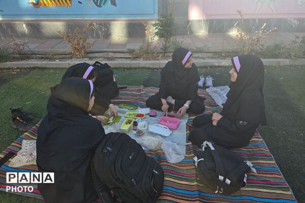 صبحانه سلامت؛ یک روز متفاوت در فرزانگان یک