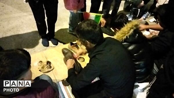 قاب هایی از جنس خدمت در نیشابور 