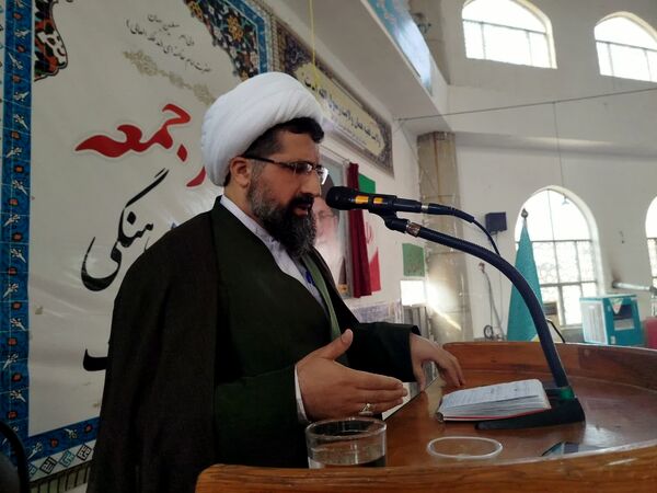 گرامیداشت سالروز ورود امام خمینی به میهن در نماز جمعه گلوگاه 