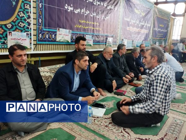 برپایی میز خدمت به‌مناسبت هفته دولت در میاندورود 