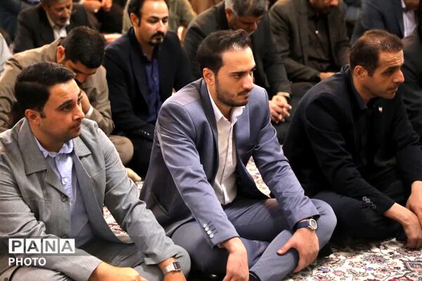آغاز برنامه‌های گرامیداشت هفته معلم در قم
