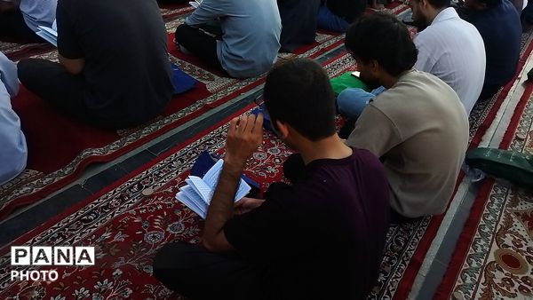 قرائت دعای عرفه در مسجد جامع  نیشابور-۲