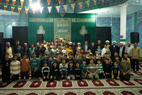 کانون اشراق، میزبان اعتکاف دانش‌آموزی در مسجد جامع بازار