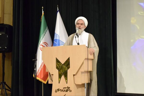 جشن بزرگ ازدواج دانشجویی در دانشگاه آزاد اسلامی واحد کرج