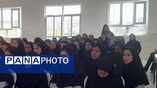 اولین جلسه مشاوره تحصیلی در مدرسه مشکات خواف